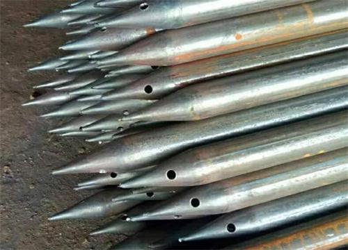 石屏隧道钢花管现货