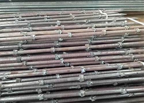 石屏隧道钢花管